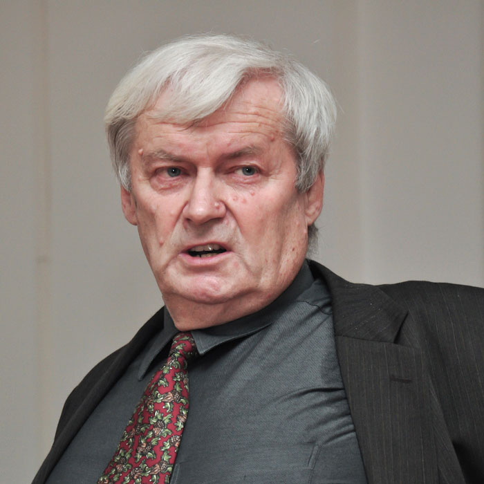 Branimir Molak